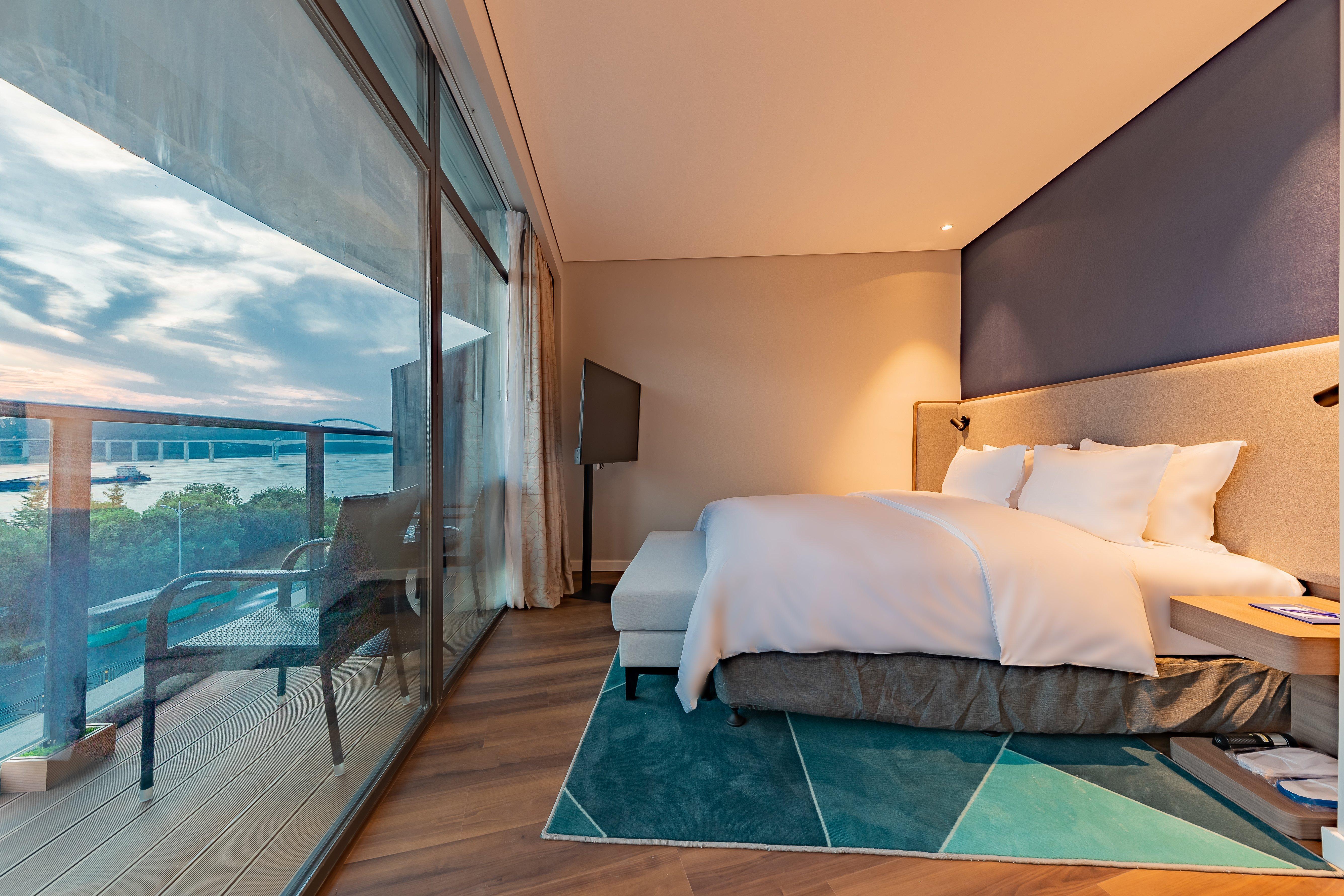 Holiday Inn Express Yichang Riverside By Ihg Zewnętrze zdjęcie