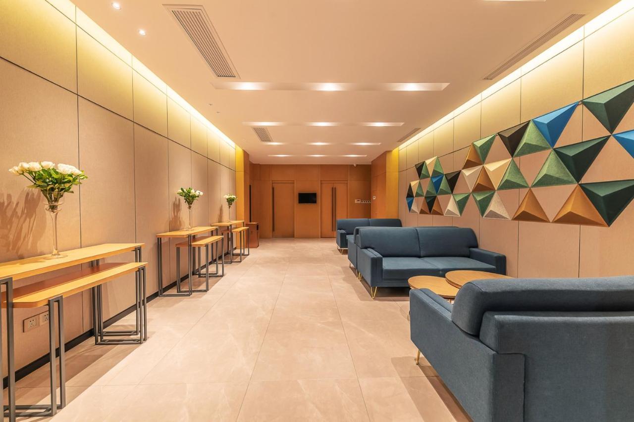 Holiday Inn Express Yichang Riverside By Ihg Zewnętrze zdjęcie
