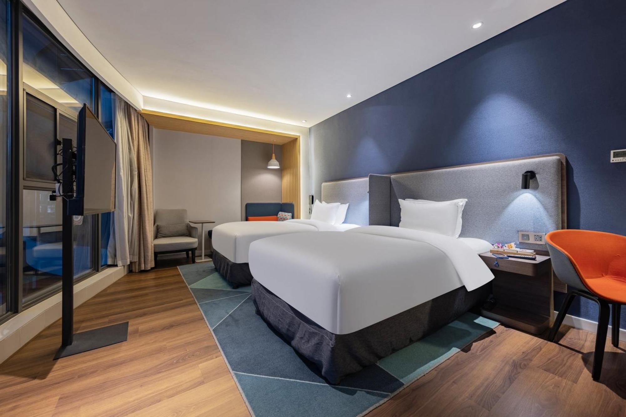 Holiday Inn Express Yichang Riverside By Ihg Zewnętrze zdjęcie